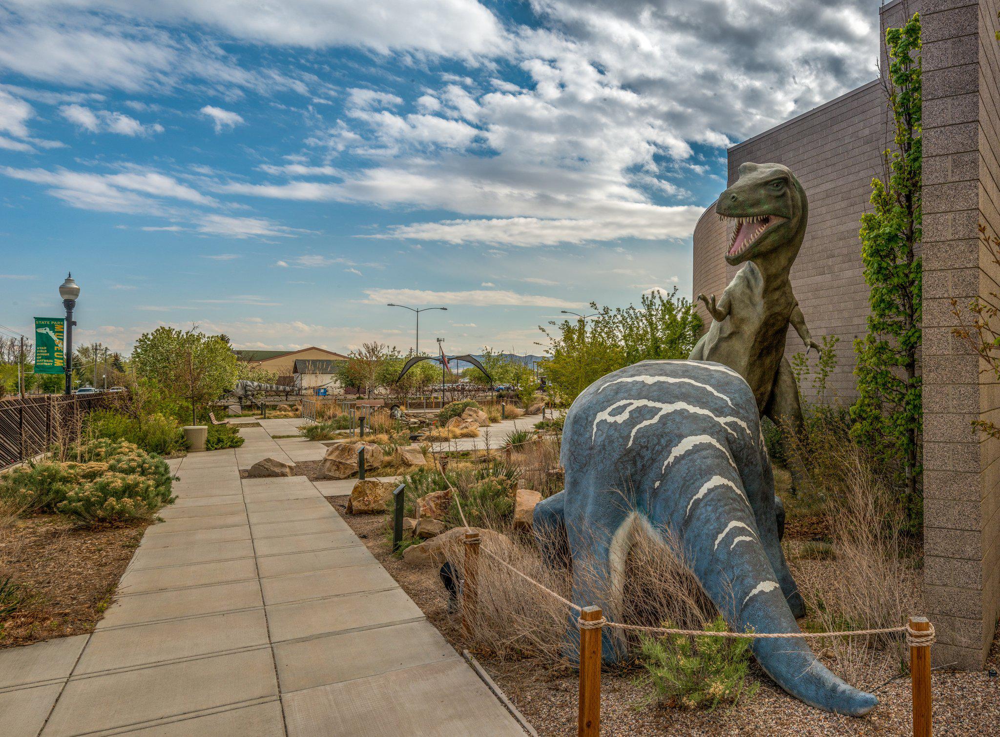 Holiday Inn Express & Suites Vernal - Dinosaurland Photo