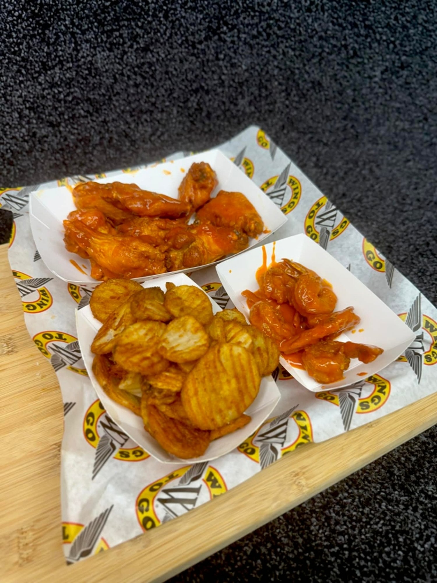 5 Shrimp, 8 Original Wings Value Meal