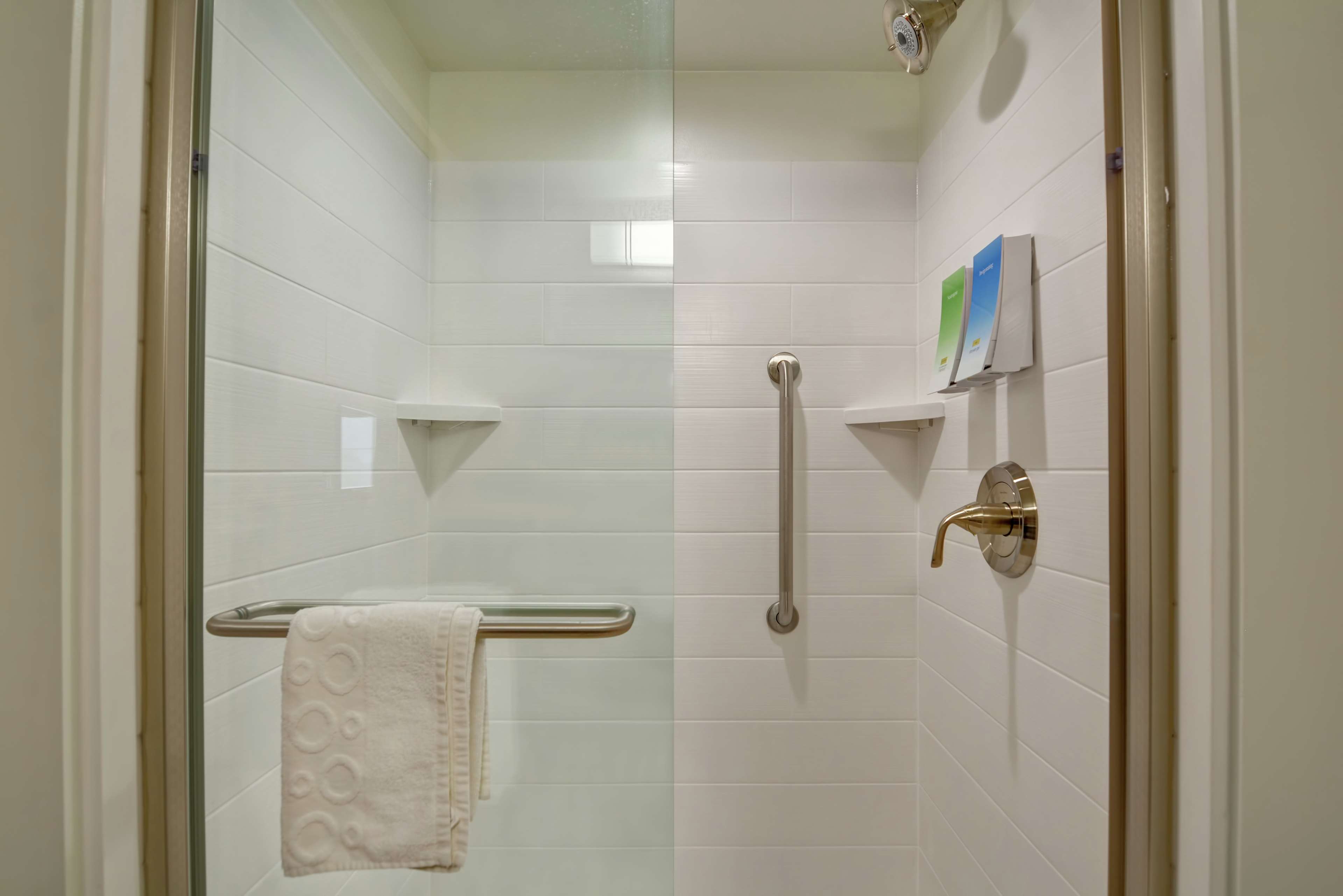 Home2 Suites by Hilton Madison Huntsville Airport Photo