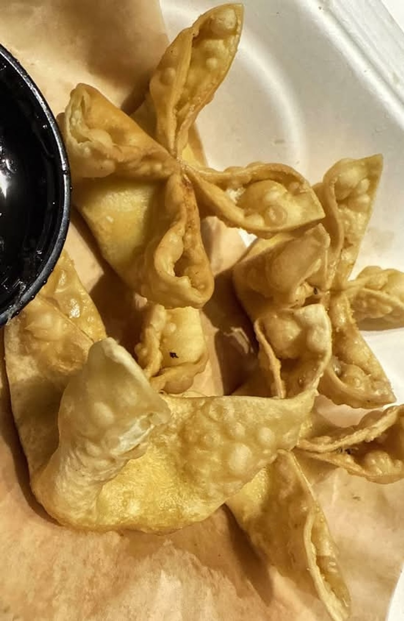 Crab Rangoon (เกี๊ยวห่อชีส)