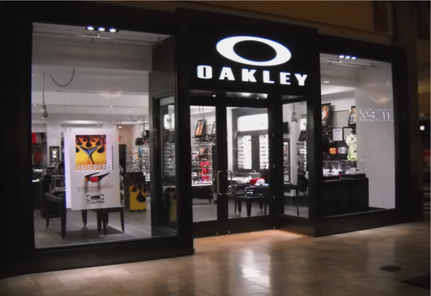 oakley store paris