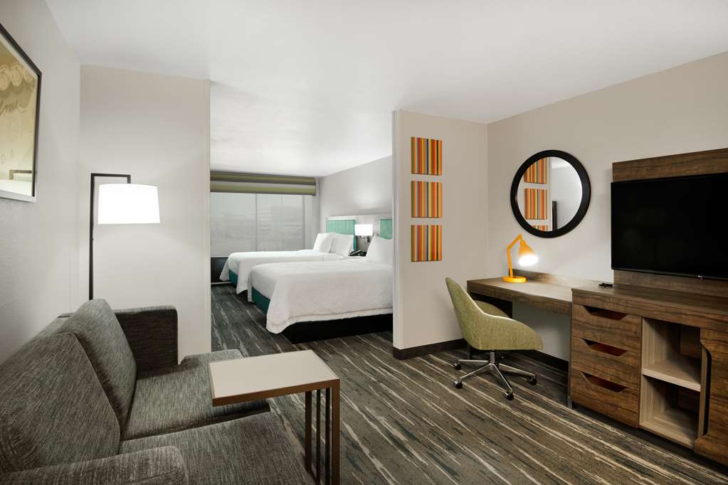 Hampton Inn & Suites Las Vegas-Henderson Image