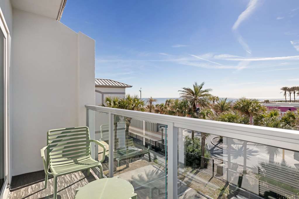 Best Western Oceanfront Image