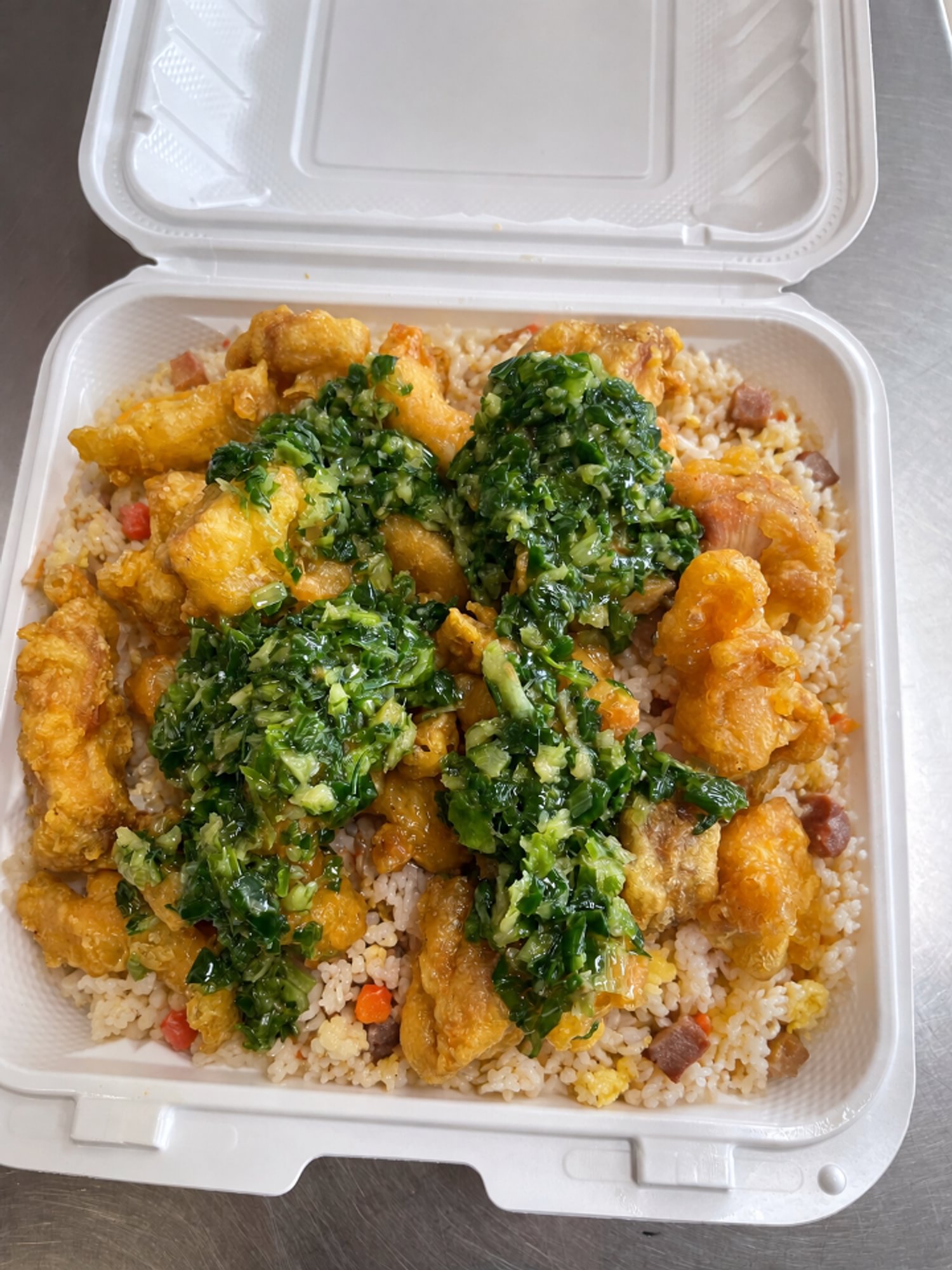 Fried Ginger chicken on fried rice（online exclusive)