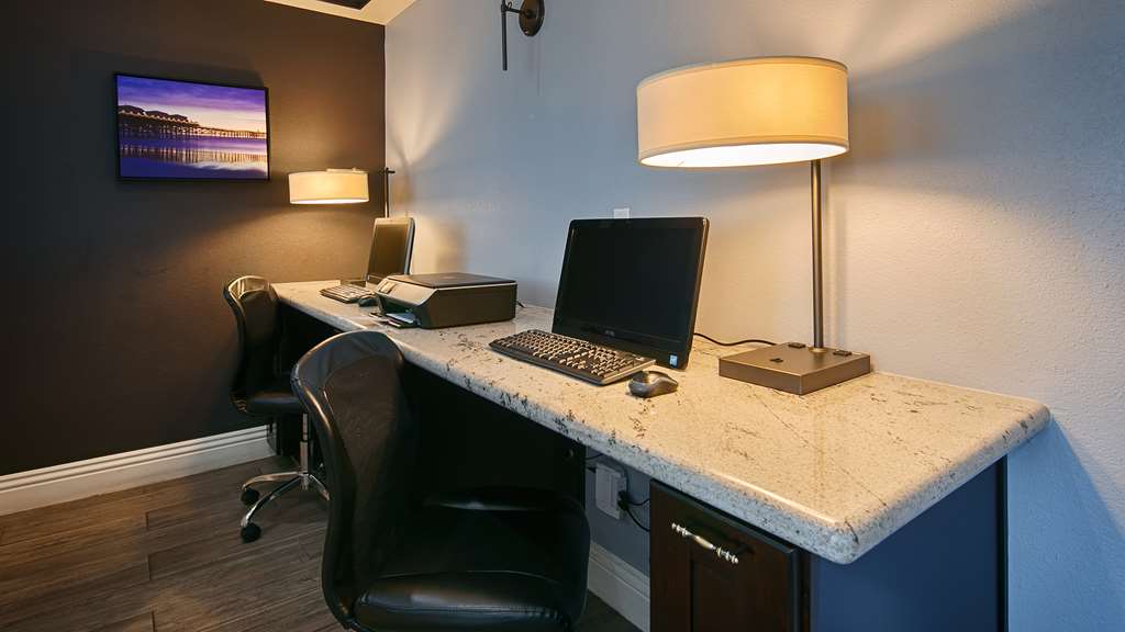 Best Western Plus Diamond Valley Inn Image