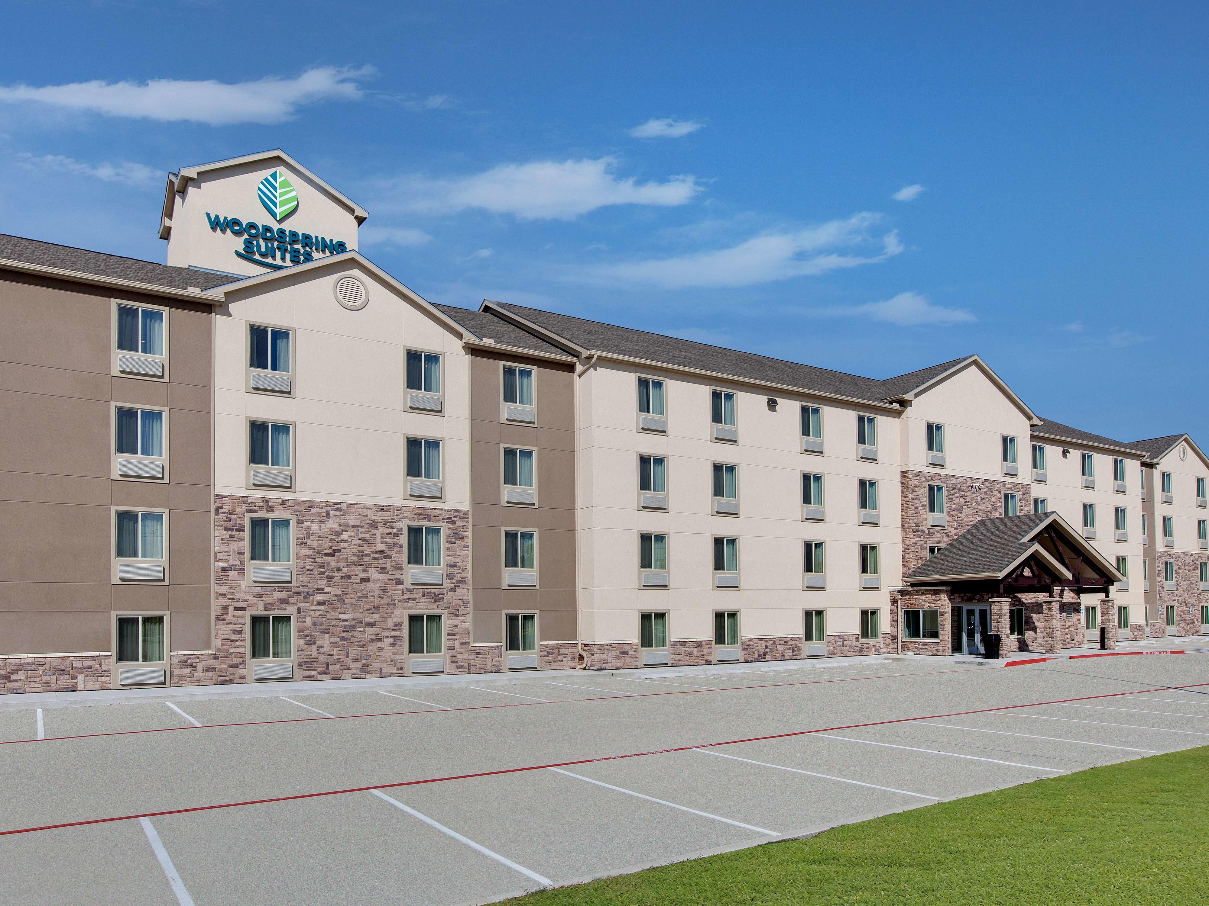 WoodSpring Suites Houston Northwest Photo