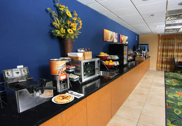 Images Fairfield Inn by Marriott East Lansing