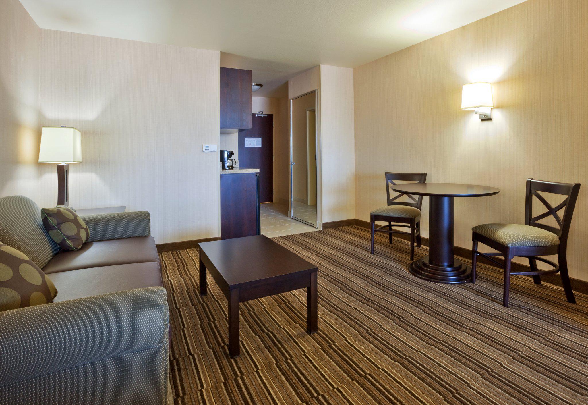 Holiday Inn Express & Suites Twin Falls Photo