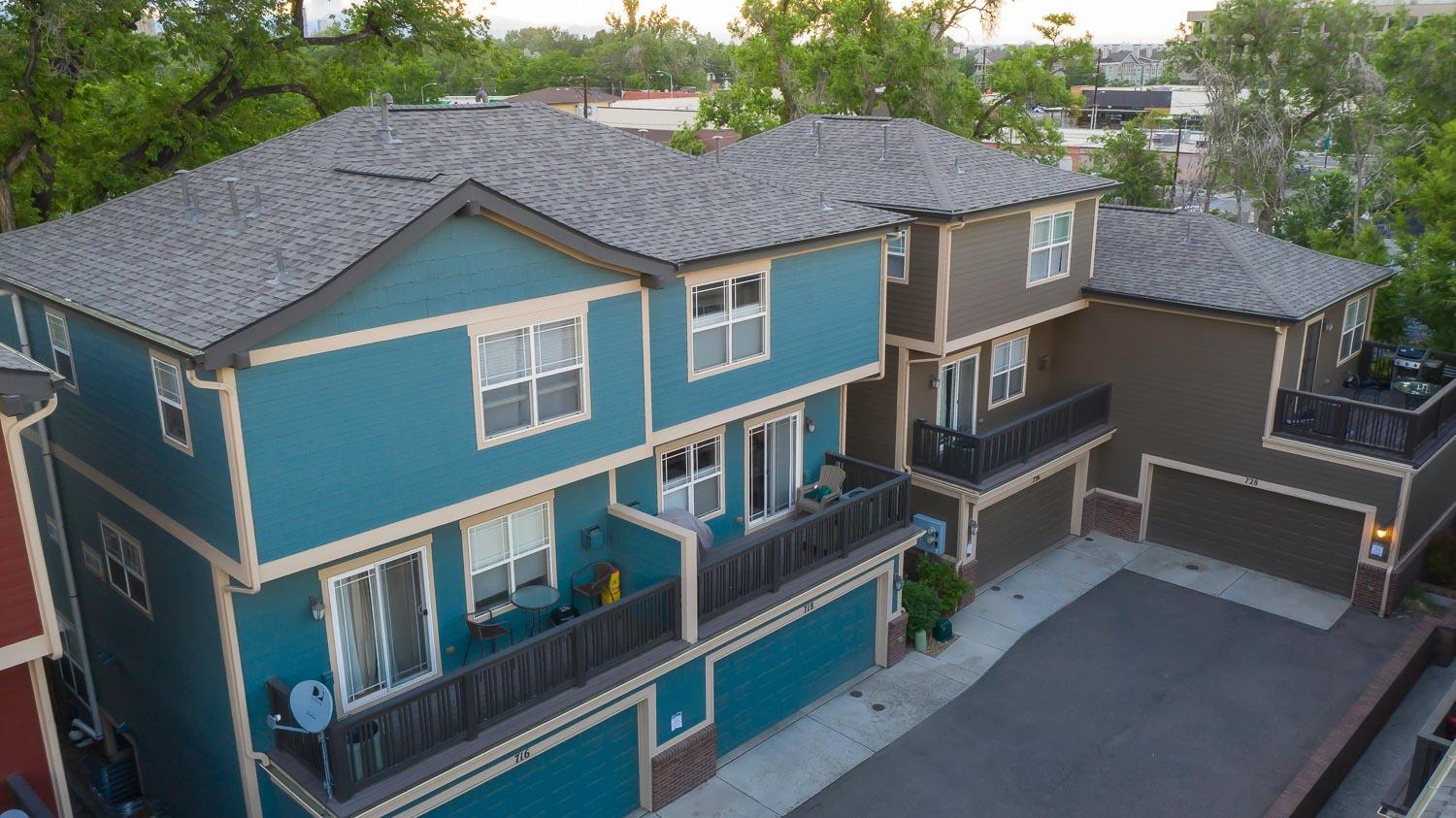 ELK Roofing & Construction Image