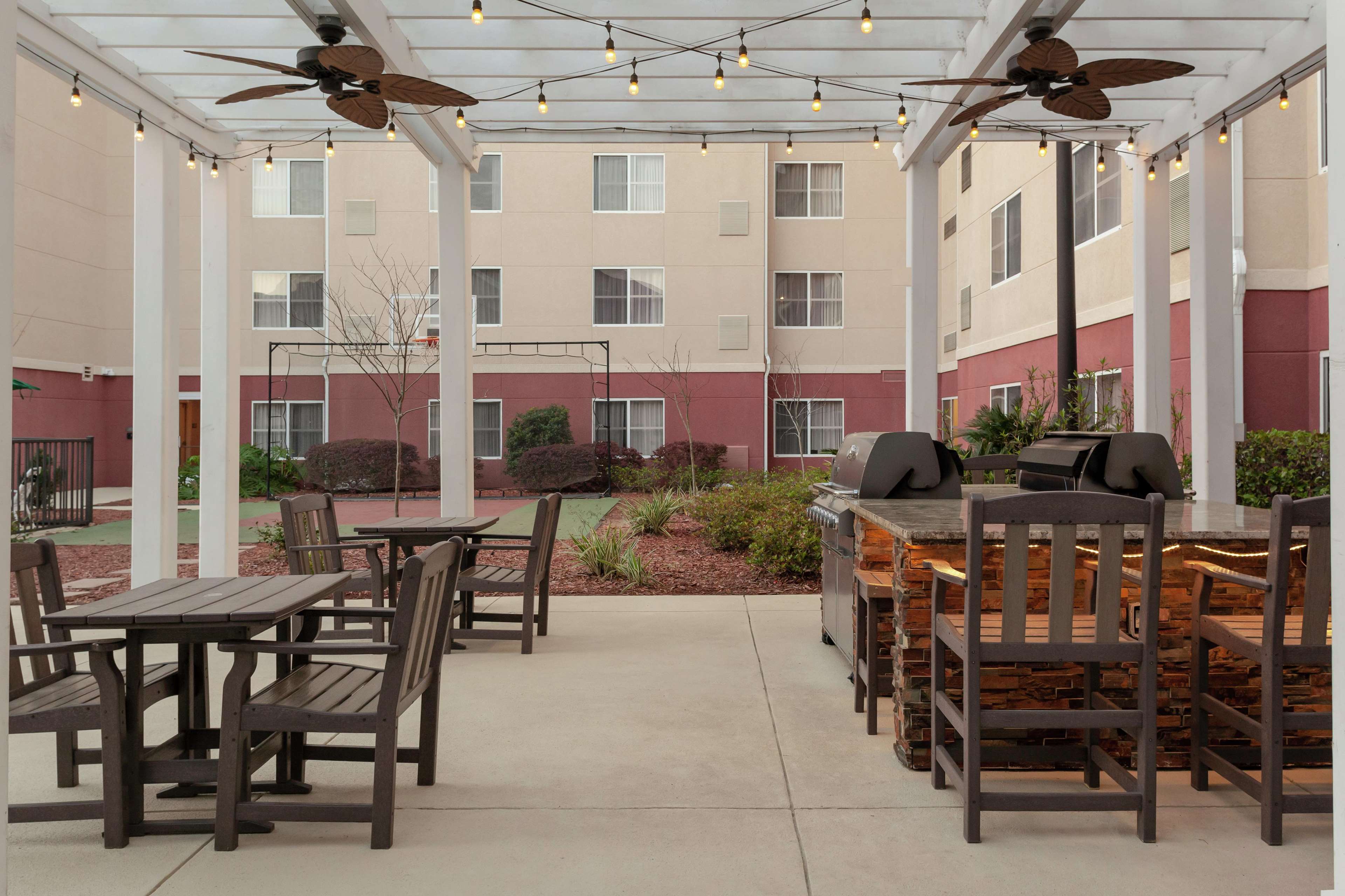 Homewood Suites by Hilton Tallahassee Photo