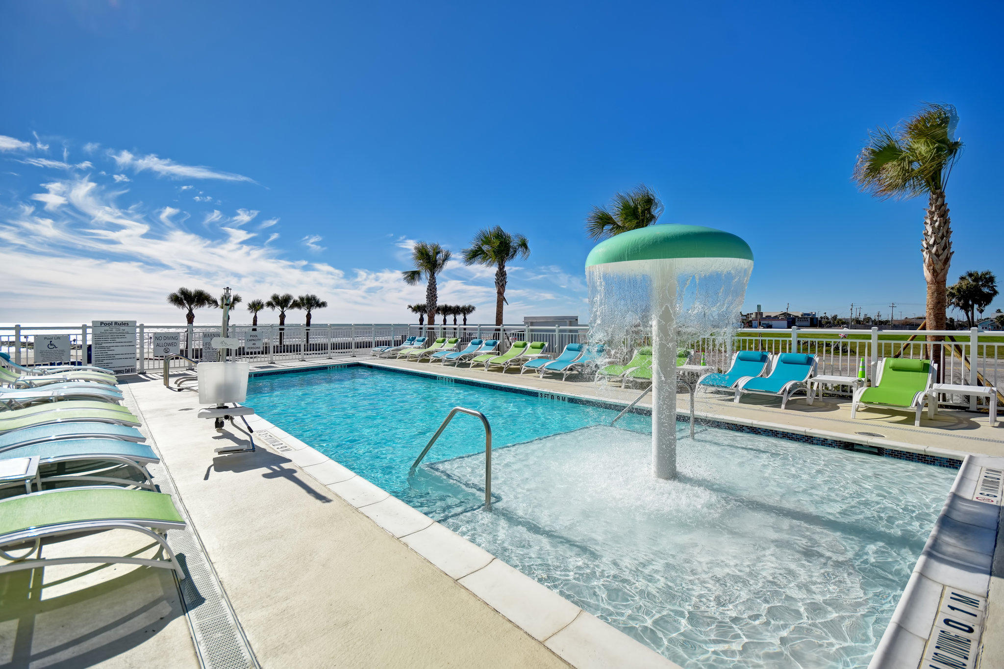 Holiday Inn Express & Suites Galveston Beach Photo