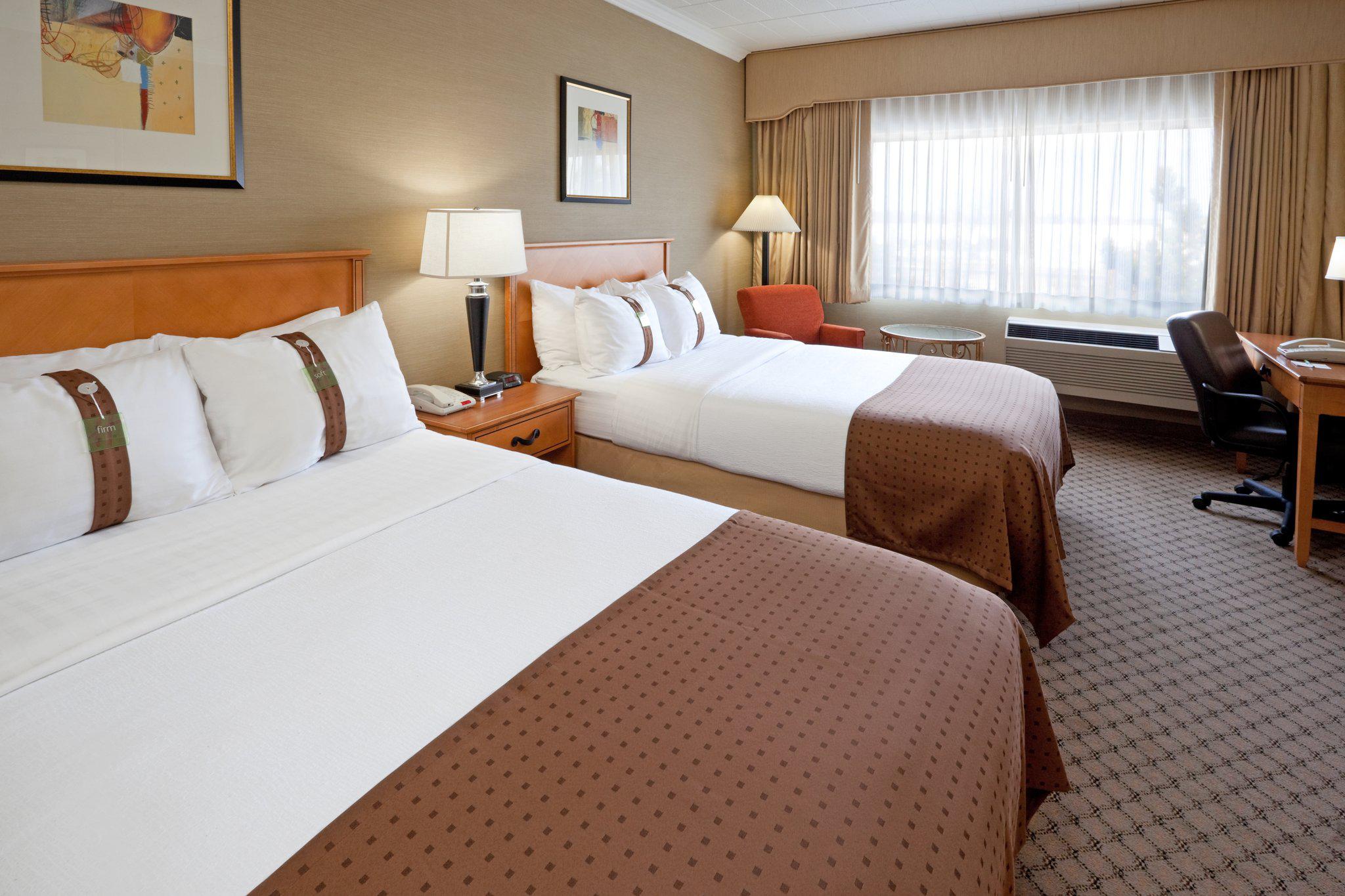 Holiday Inn Philadelphia South-Swedesboro Photo