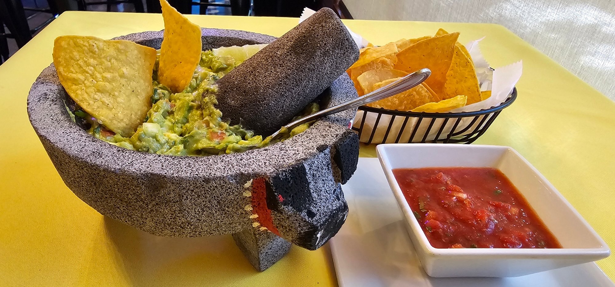 FRESH GUACAMOLE