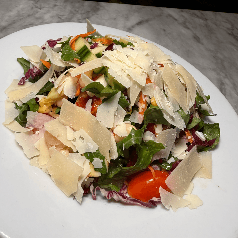 Rocky’s 18 Ingredient Salad