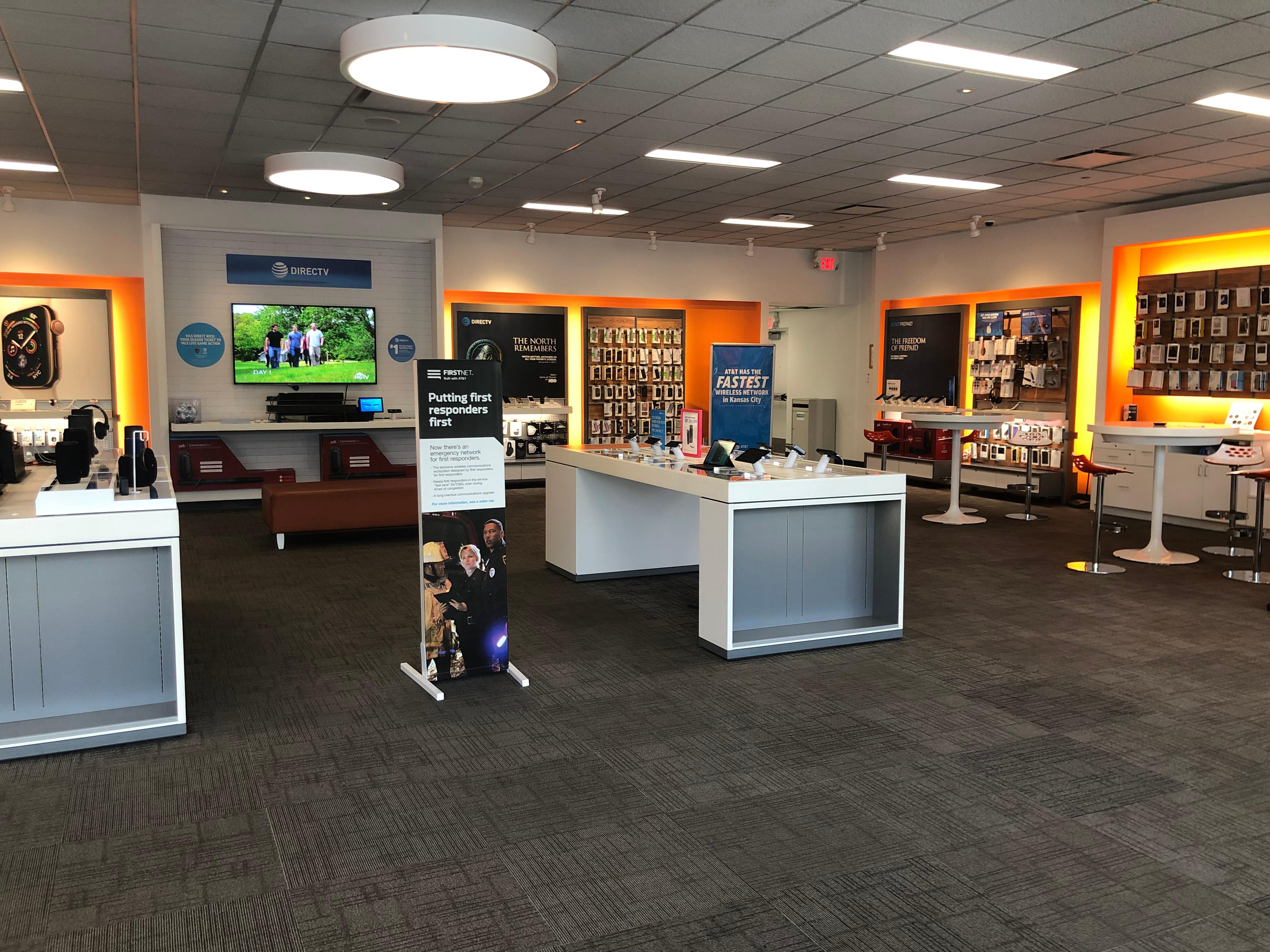 AT&T Store Photo