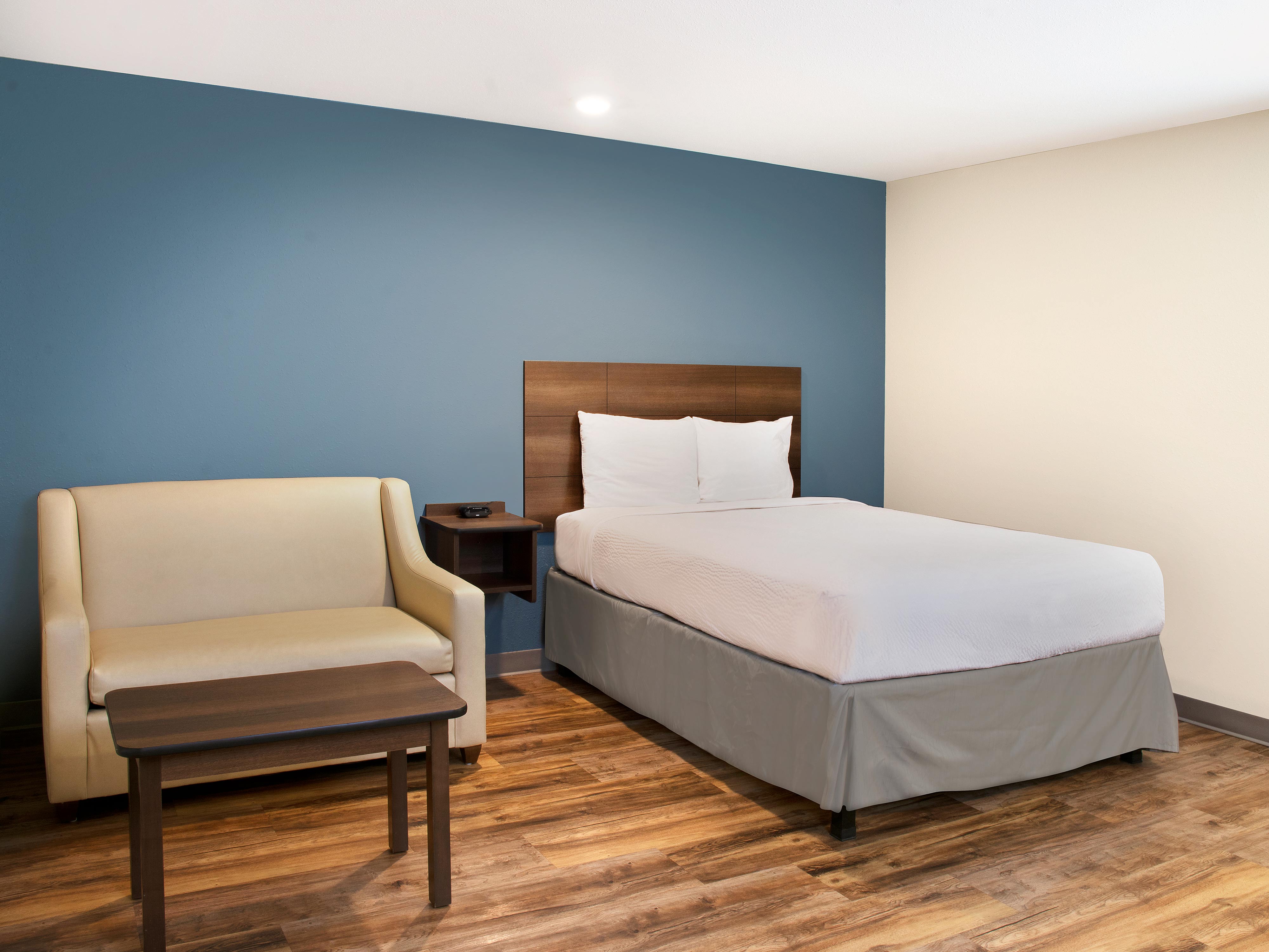 WoodSpring Suites Nashville Airport Photo