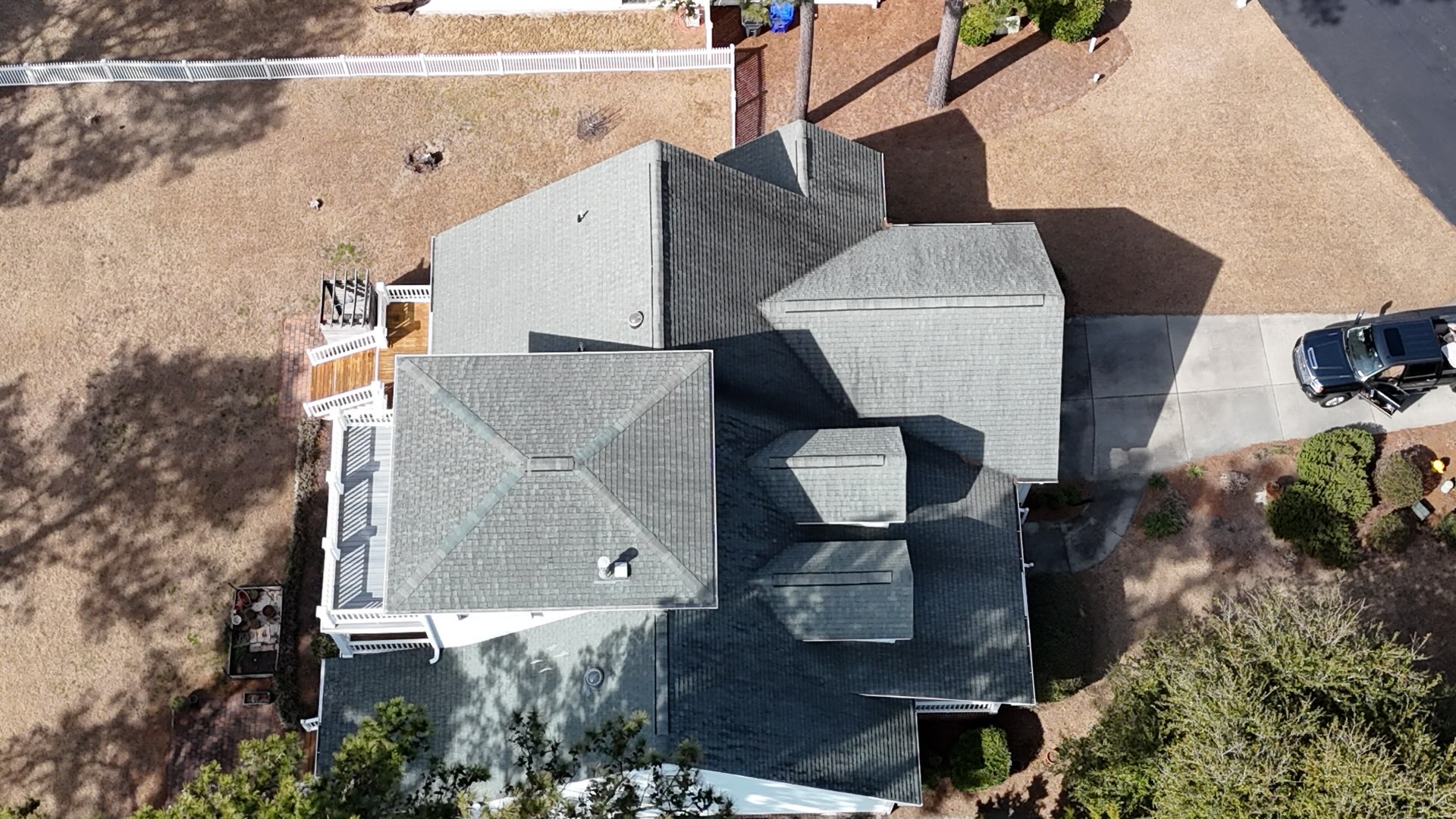Willis Roofing Image