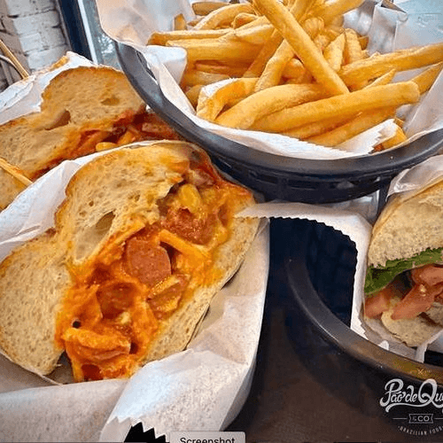 Cachorro-quente Brasileiro - Brazilian Hot Dog