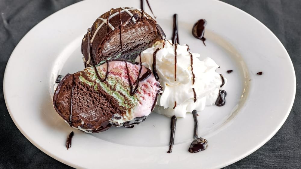 Spumoni Bomba