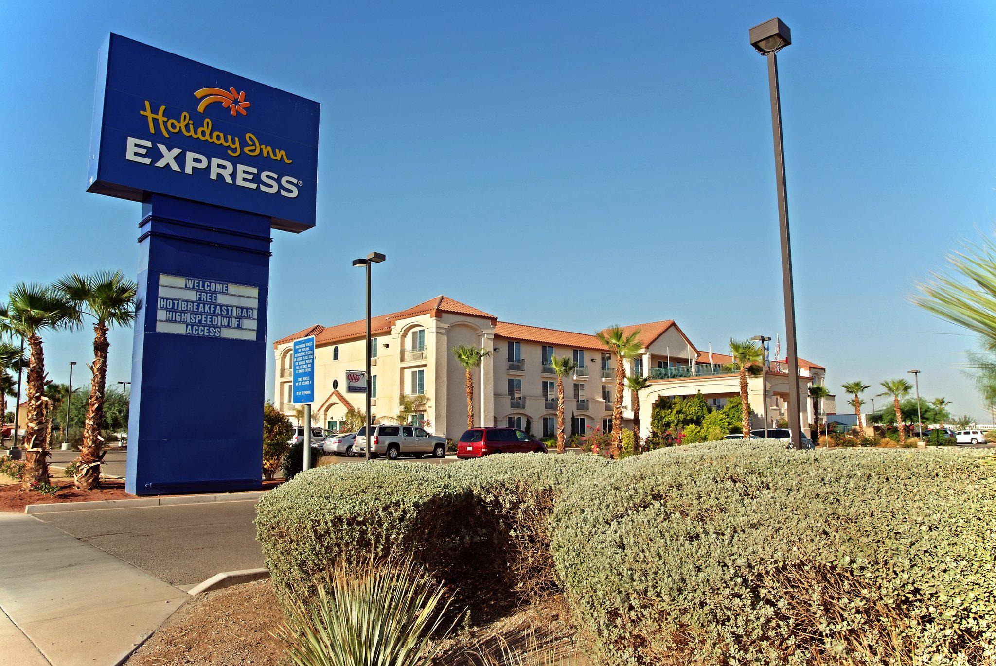 Holiday Inn Express Calexico Photo