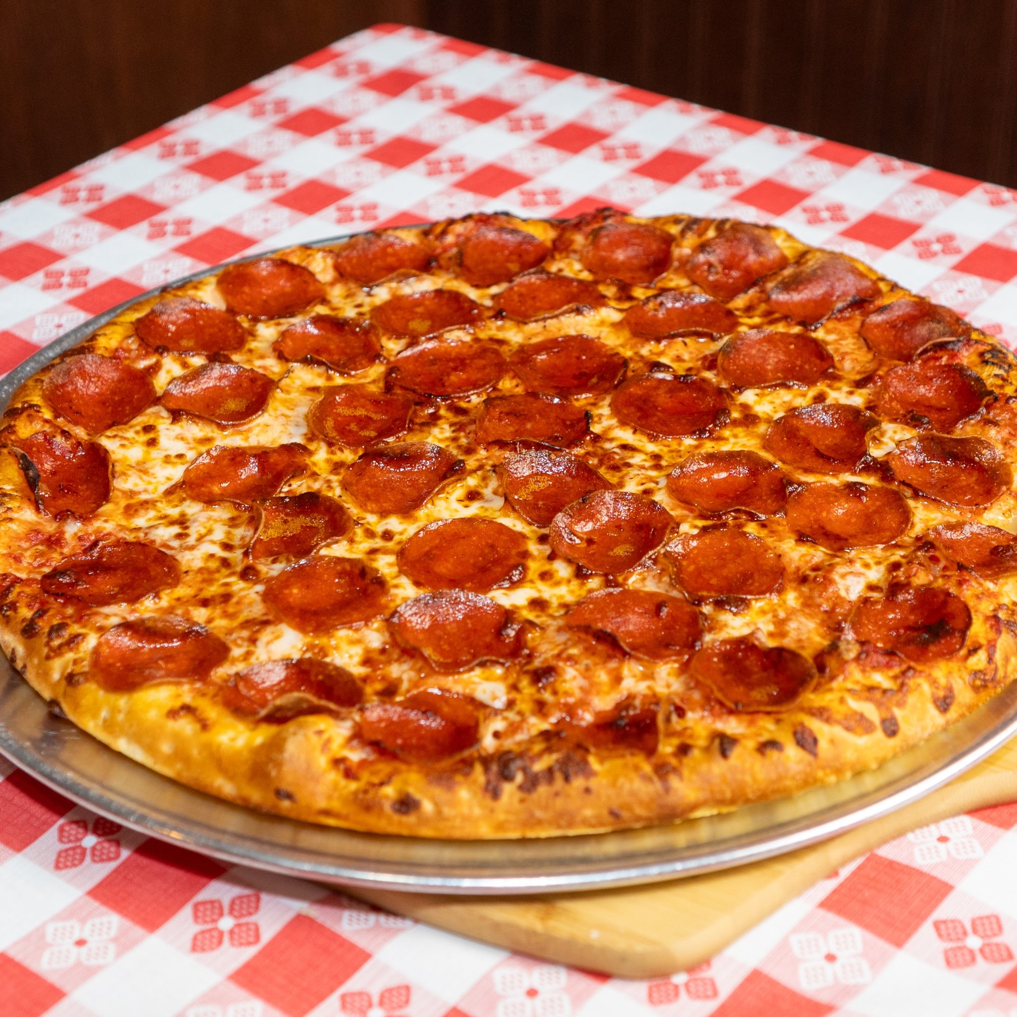 1 Regular Topping Pizza