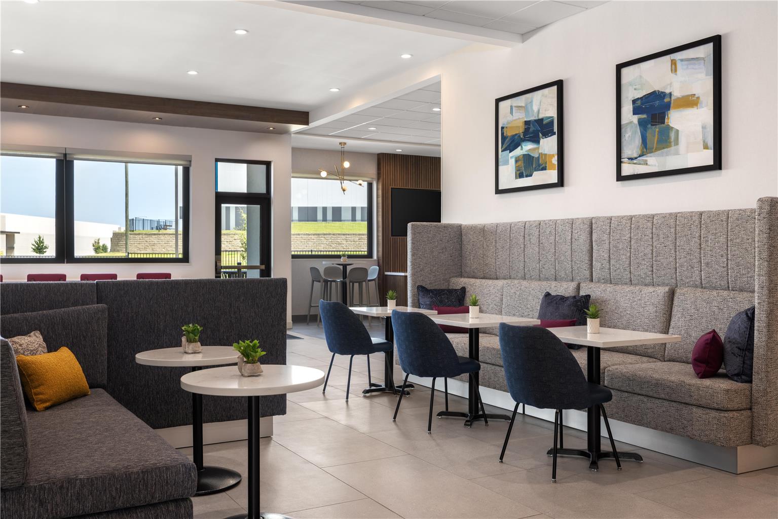 Home2 Suites by Hilton Fort Worth Lake Worth Image