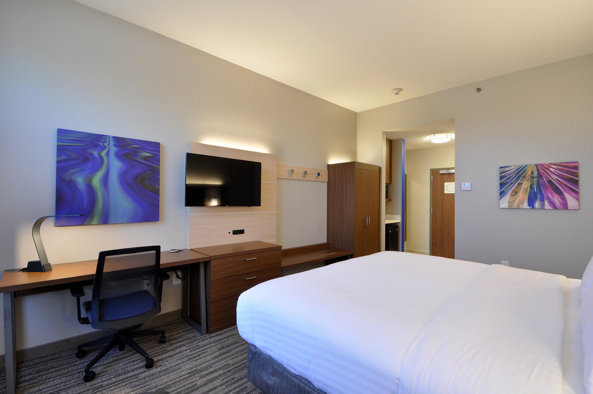 Holiday Inn Express Quantico - Stafford Photo