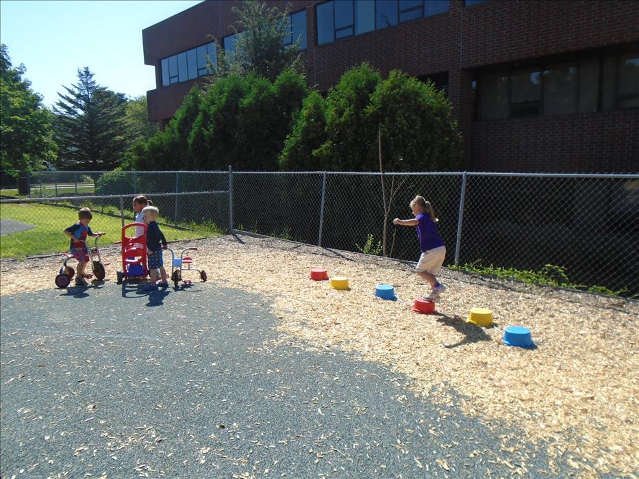 Obstacle courses on the playground