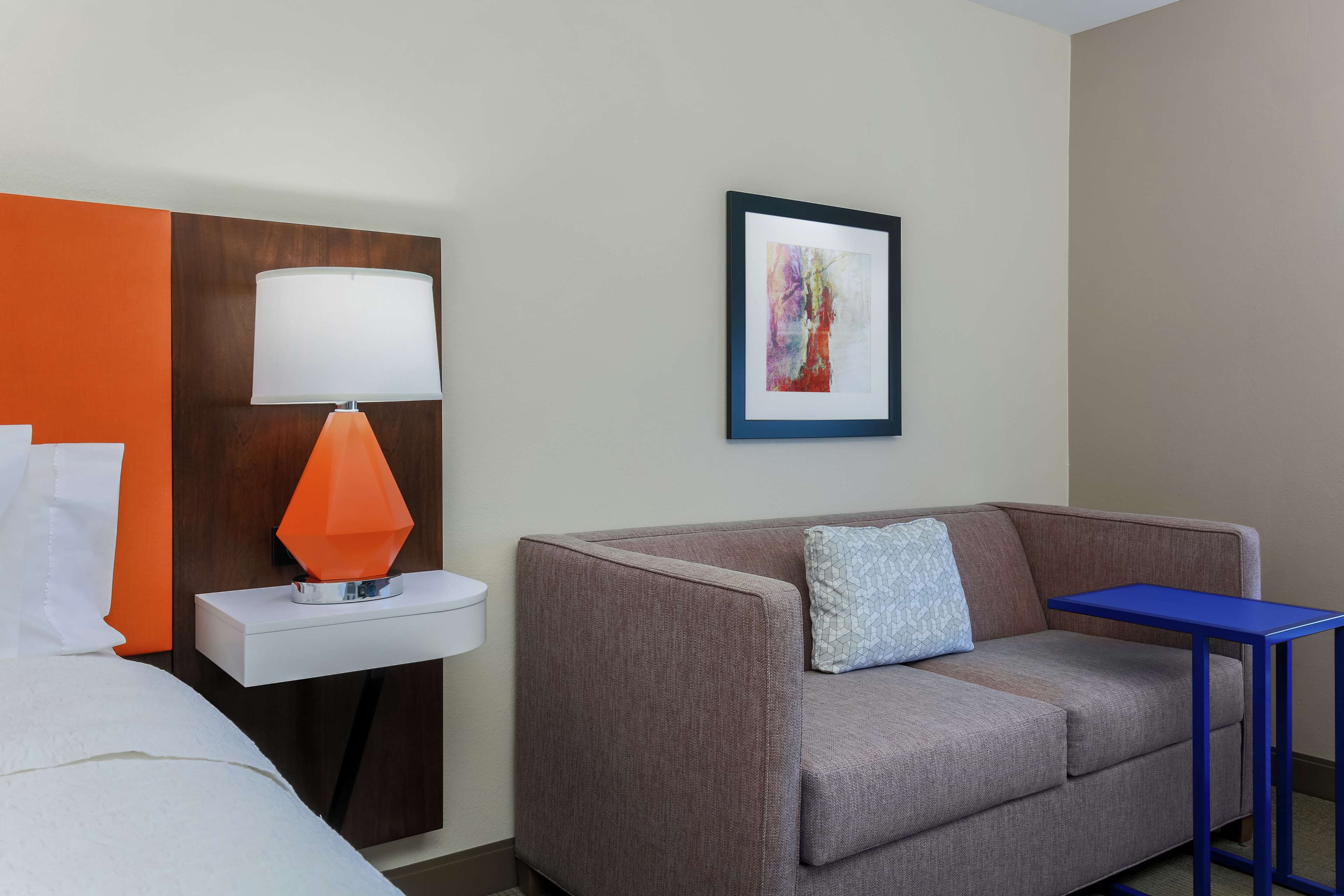 Guest room
