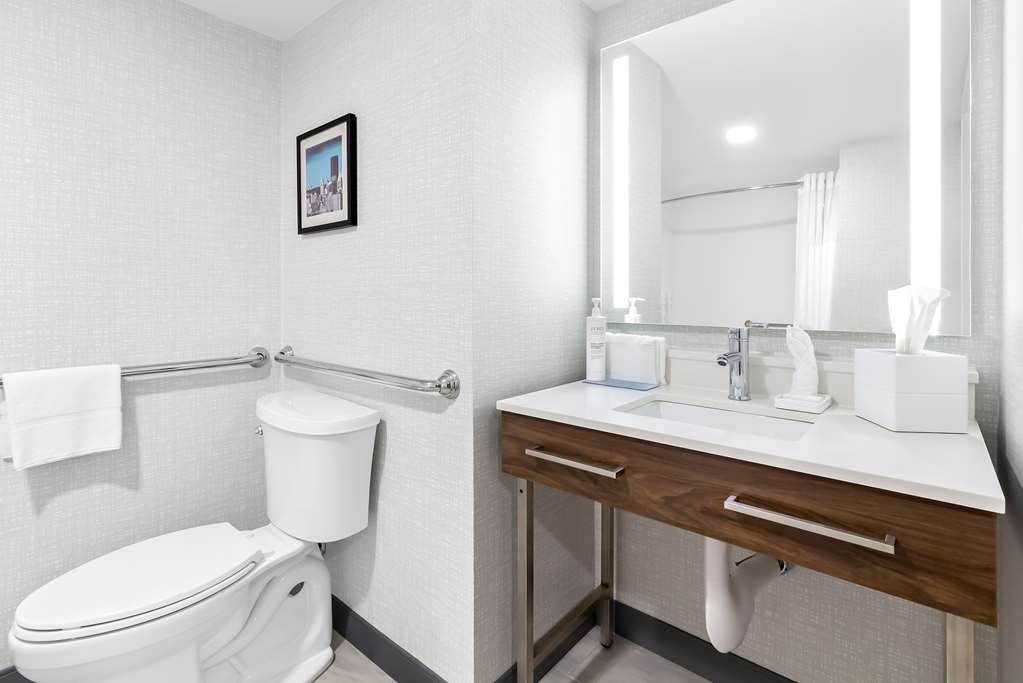 Hampton Inn Washington Image