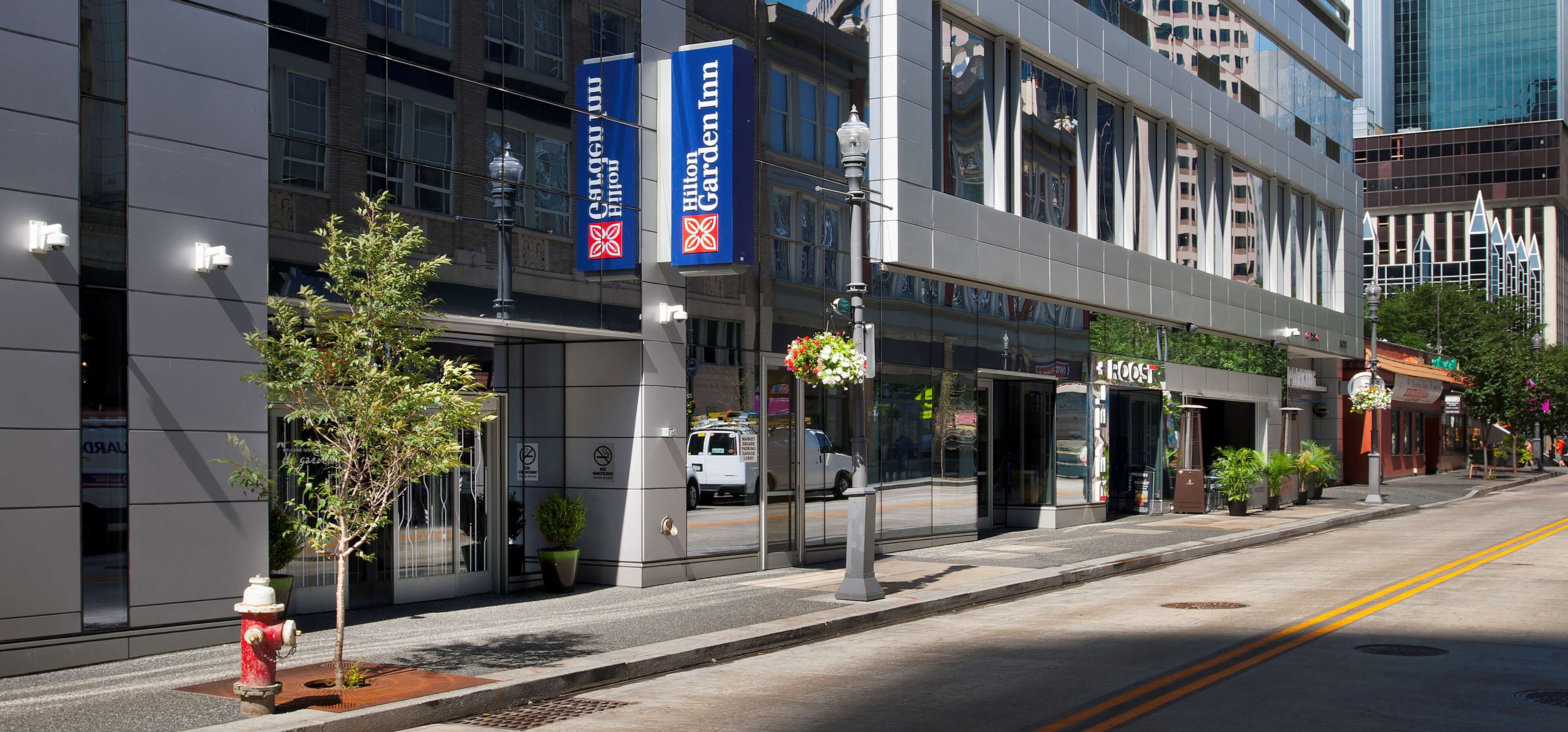 Hilton Garden Inn Pittsburgh Downtown - 250 Forbes Avenue, Pittsburgh