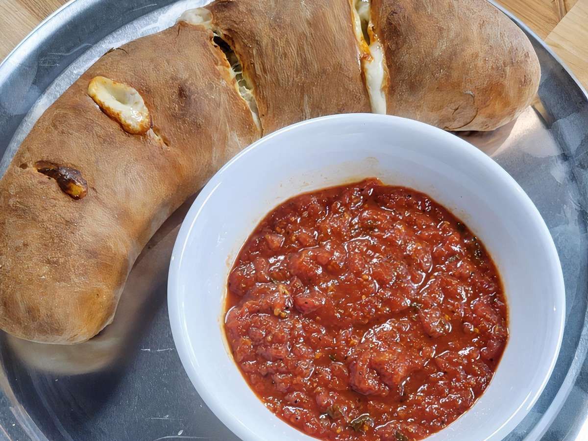 Stromboli (Medium)