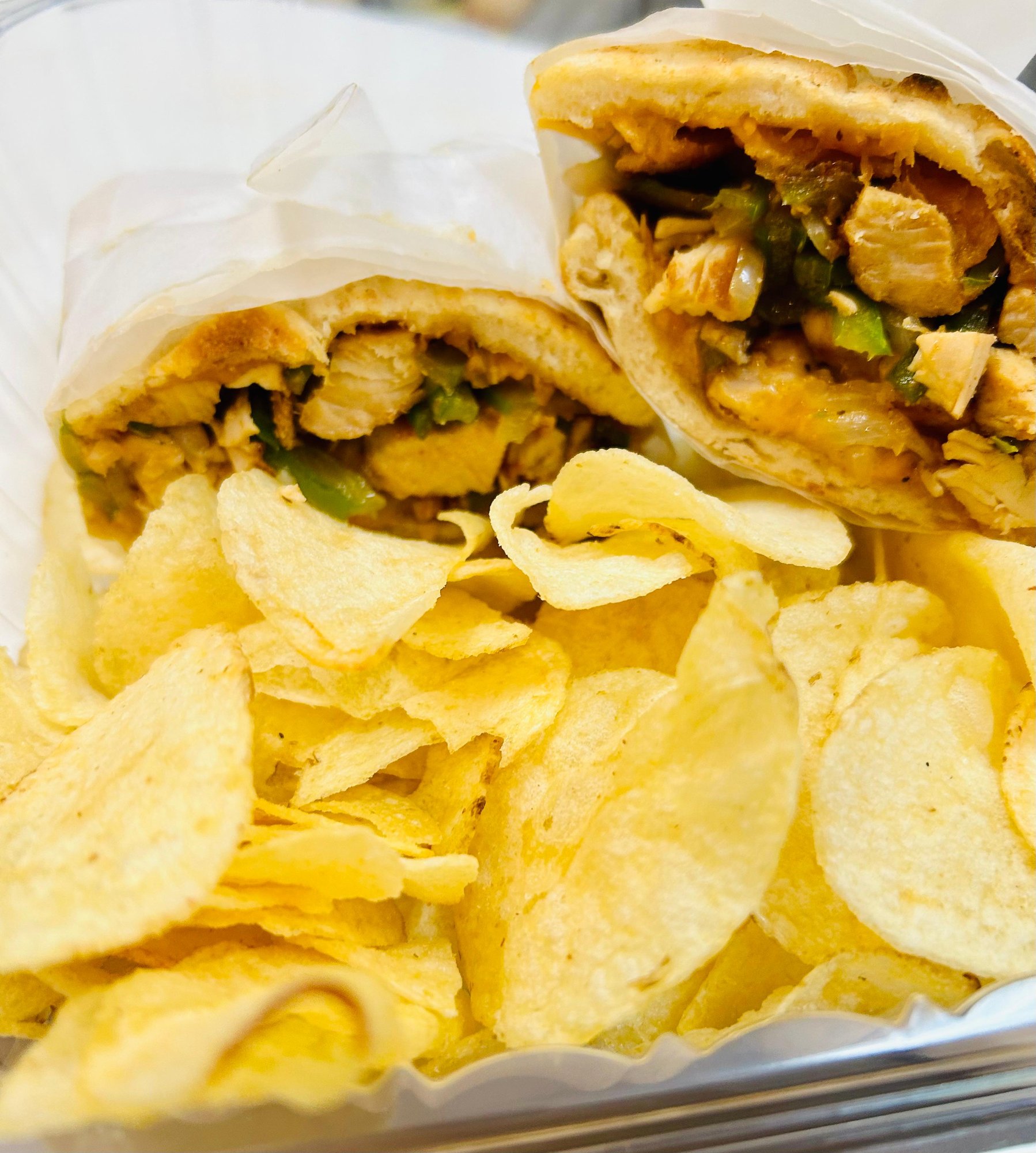 Chicken Fajita Panini w/ Lays