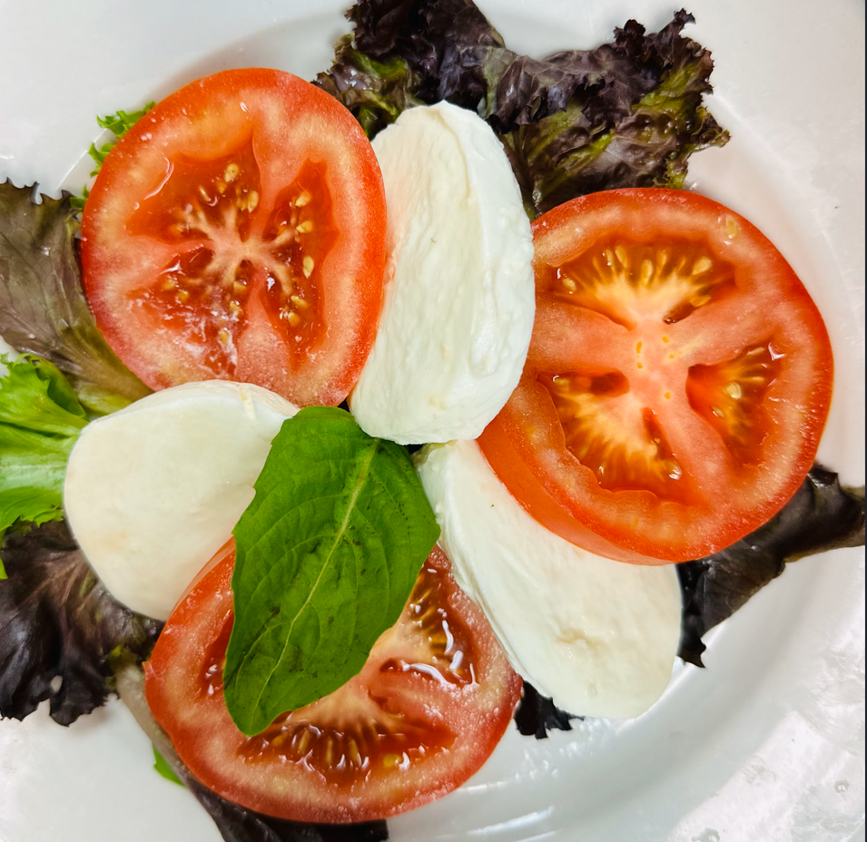 L-Caprese Salad