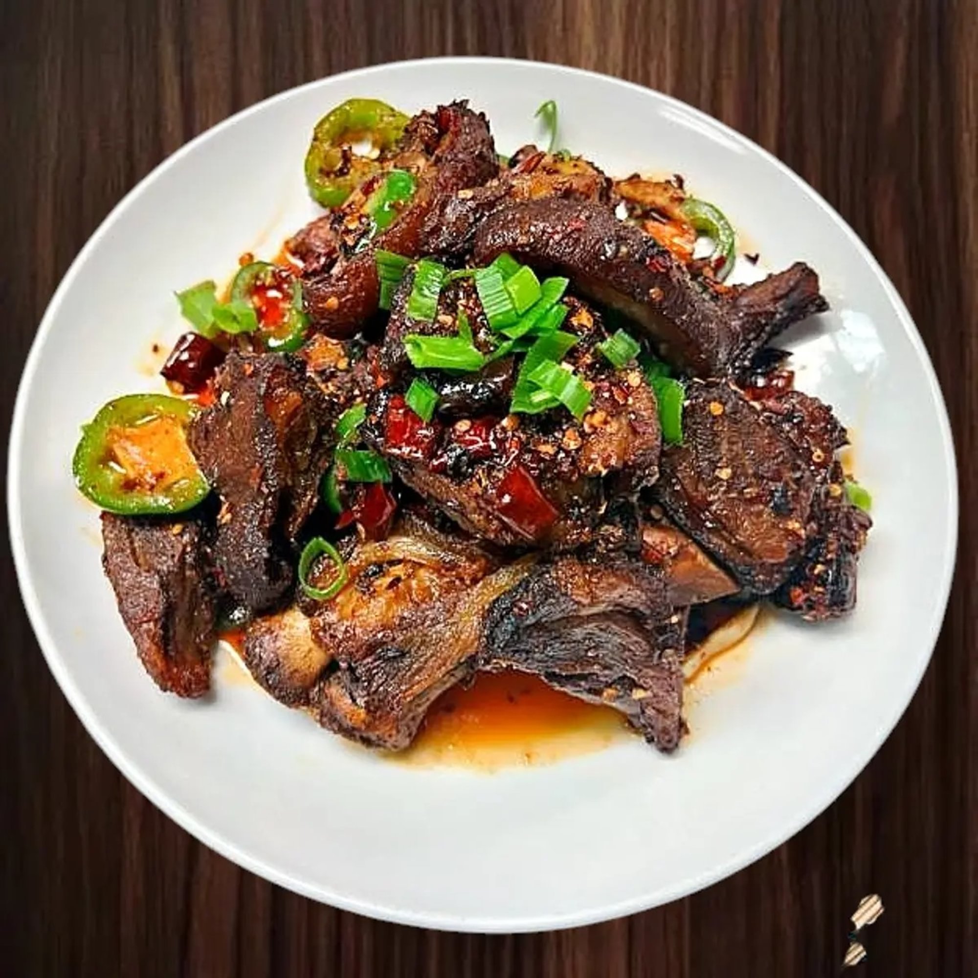 Braised Pig Leg with Chili Pepper 香辣圆蹄