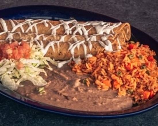 Lunch Flautas plate 