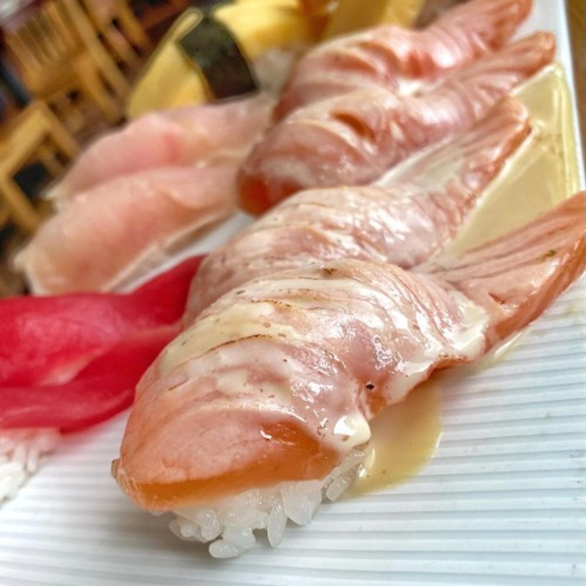 SEARED SALMON SASHIMI