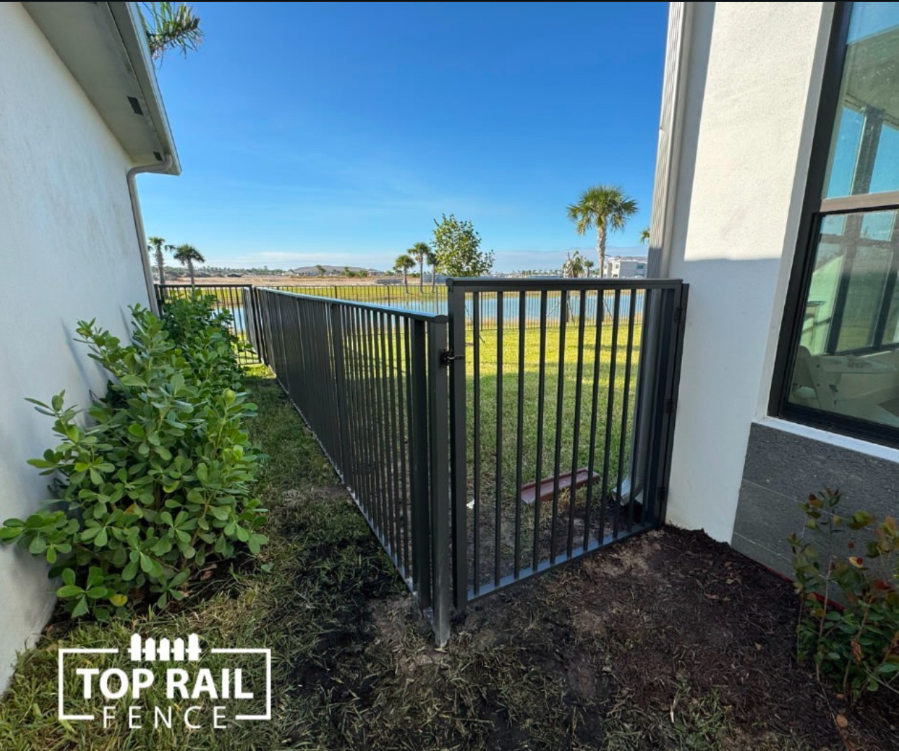 Top Rail Fence Pompano Beach Image
