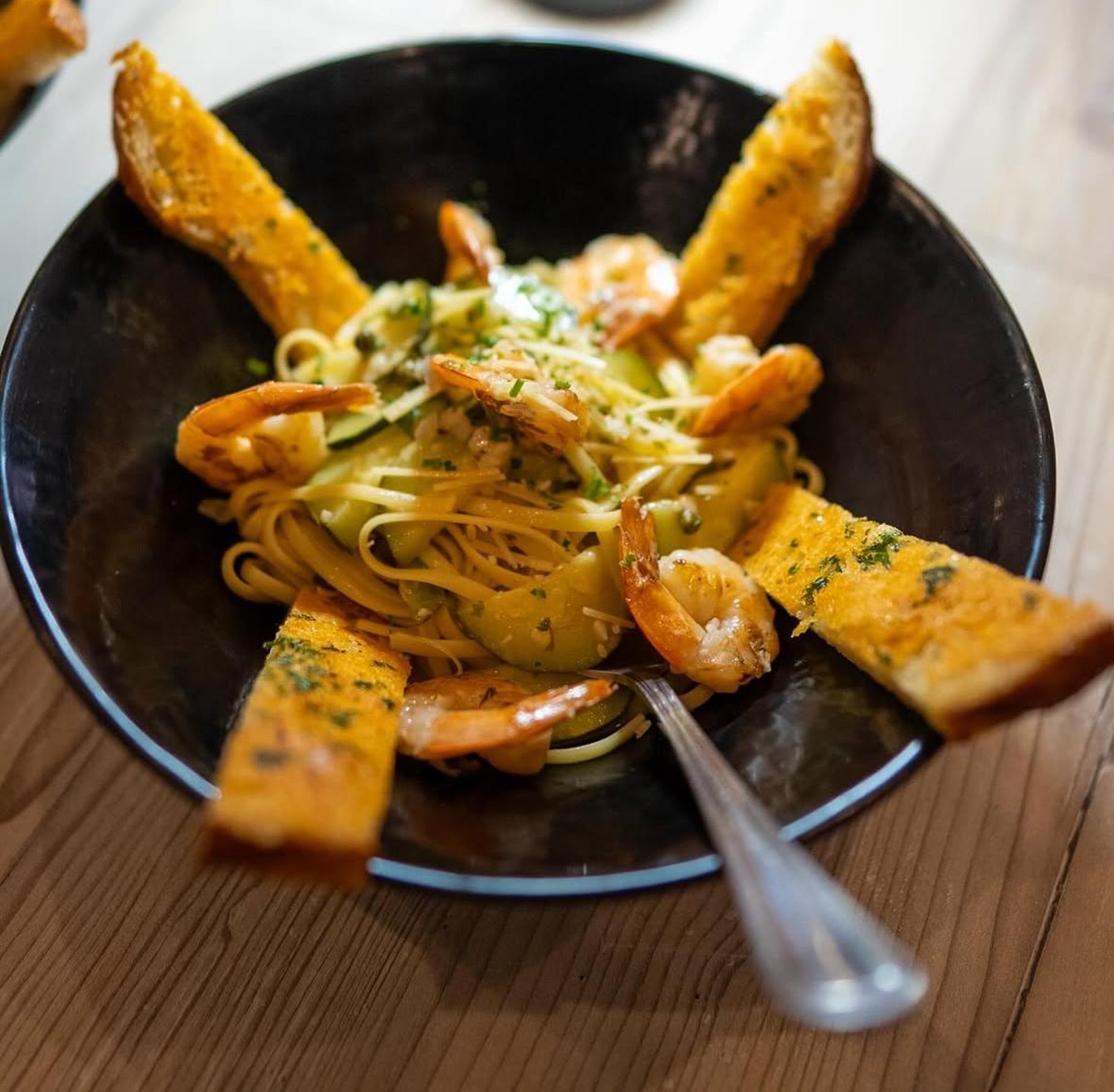 Shrimp Scampi Linguini