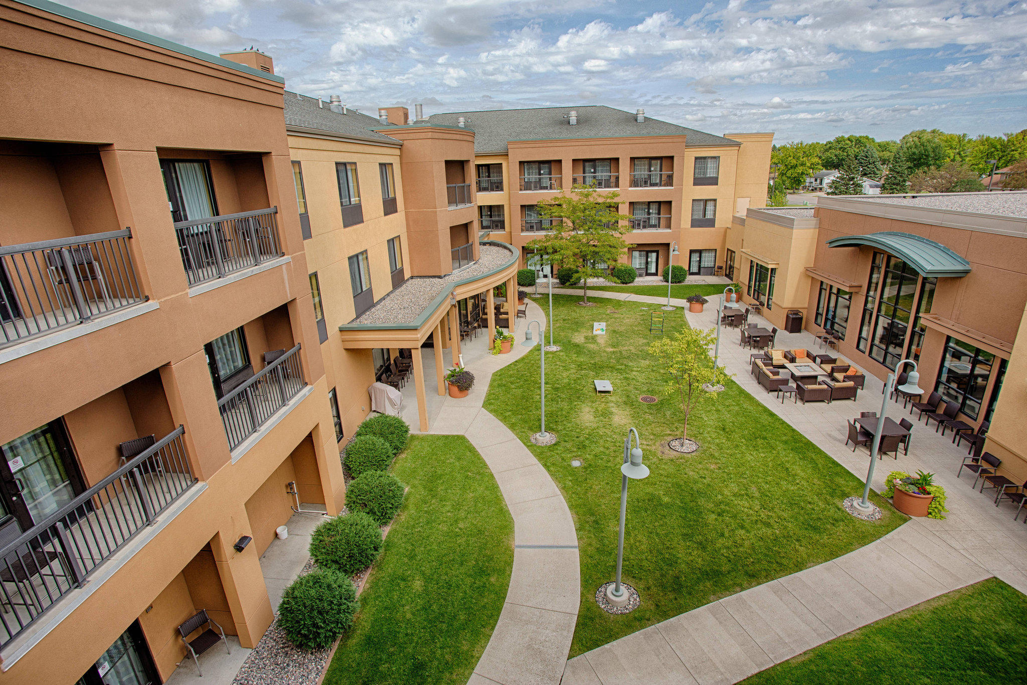 Courtyard by Marriott Fargo Moorhead, MN Photo