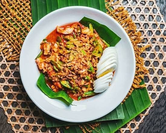 - Spicy Green Bean Salad (Yum Tua Plu)