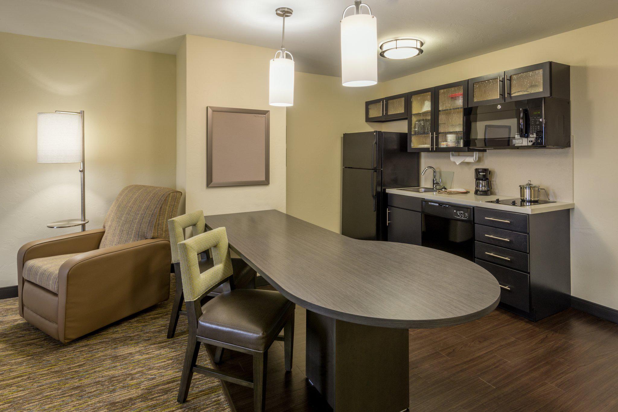 Candlewood Suites Midwest City Photo