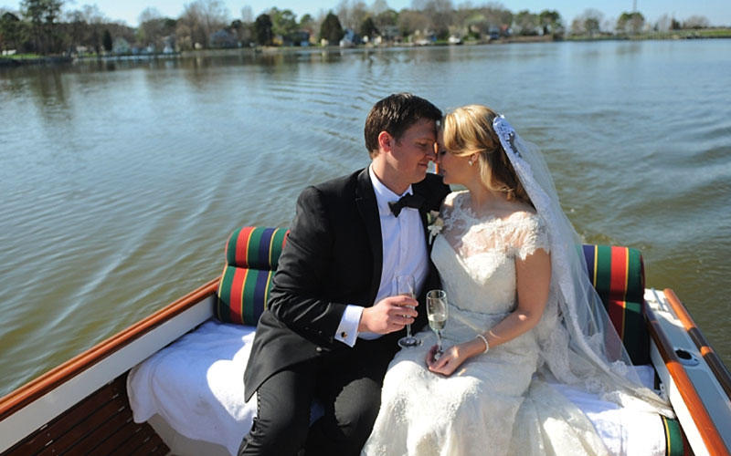 The Oaks Waterfront Inn & Events Photo