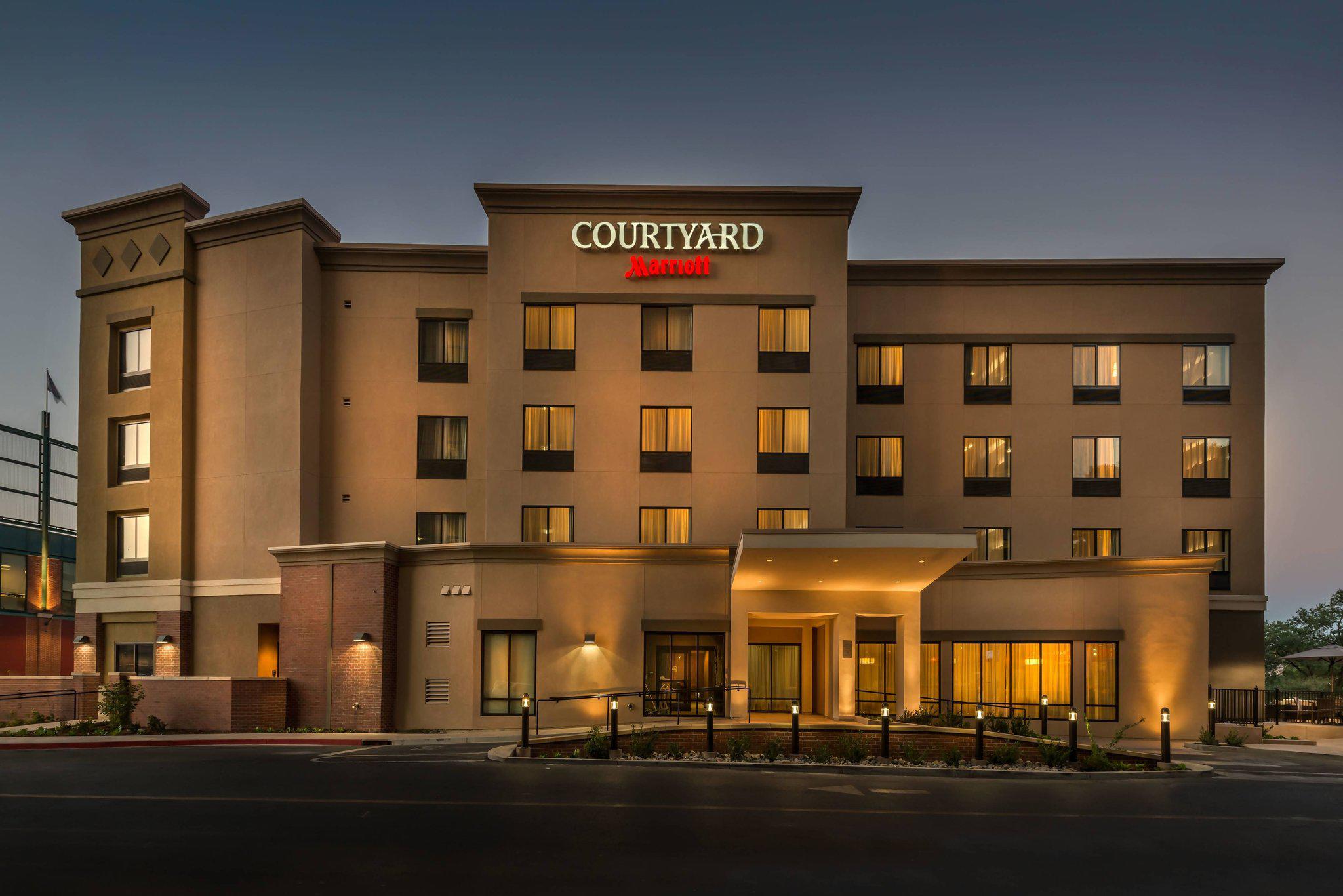 Courtyard by Marriott Reno Downtown/Riverfront Photo