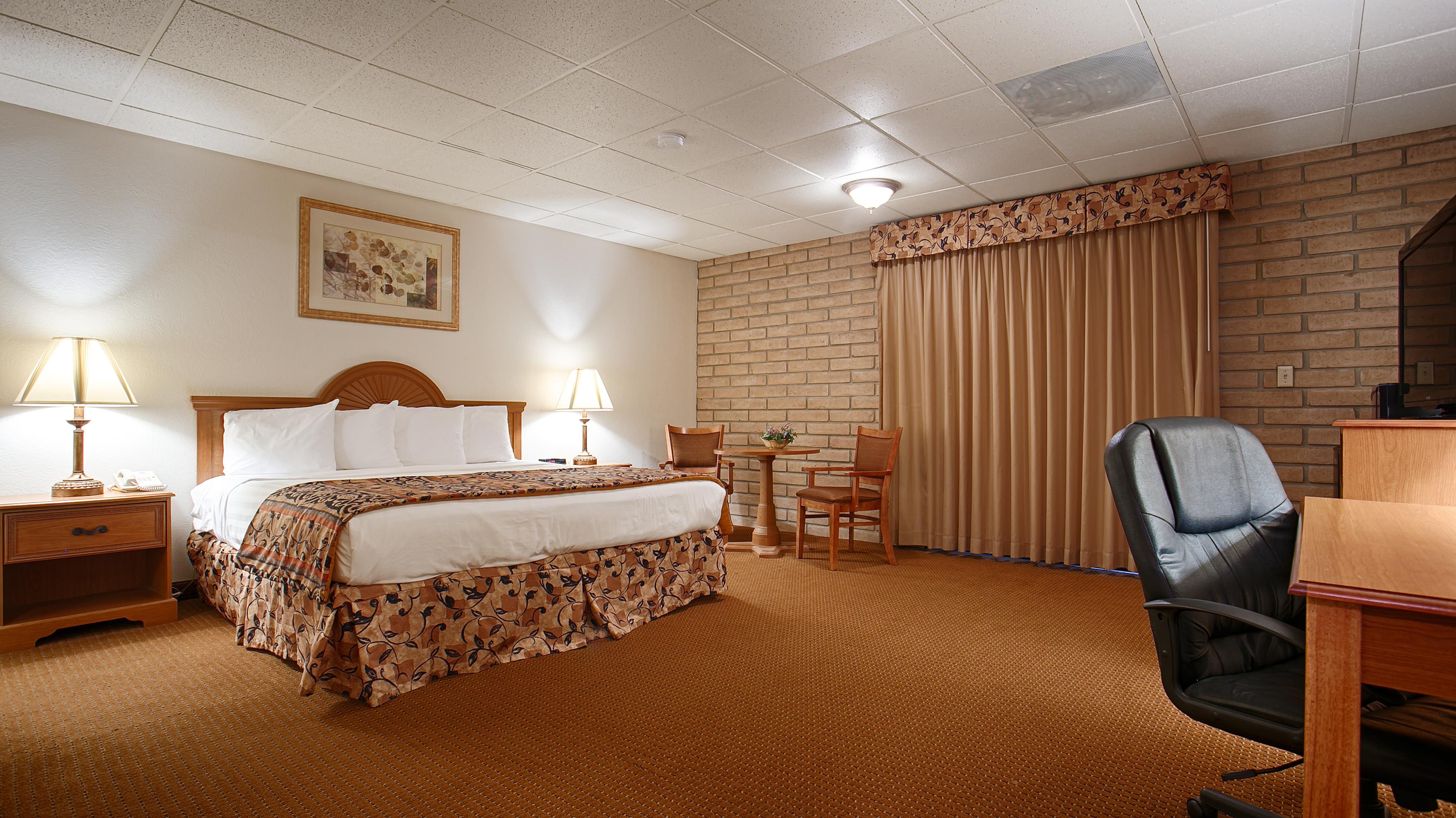 Best Western Red Coach Inn Image