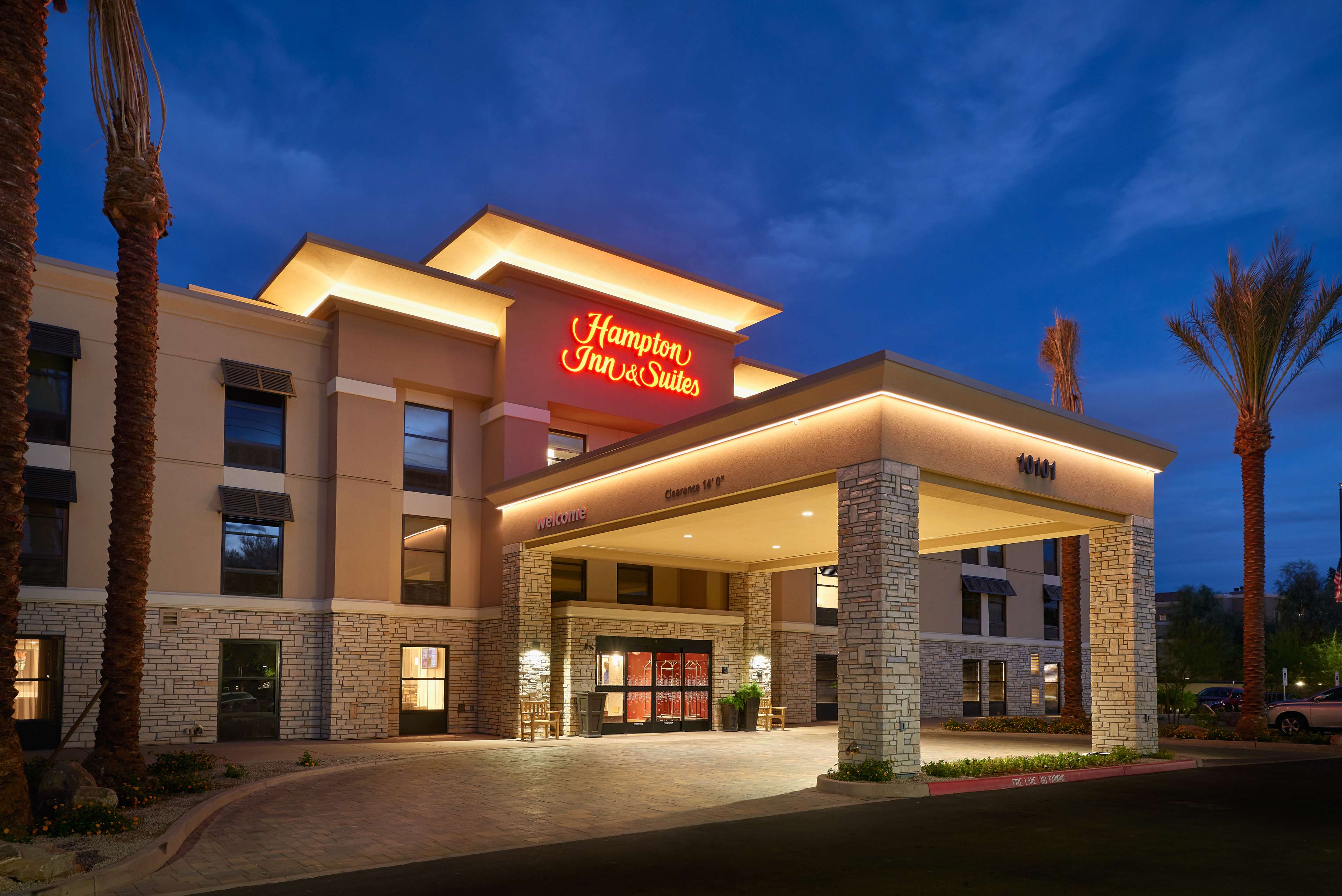 Hampton Inn & Suites Phoenix/Scottsdale on Shea Boulevard Photo