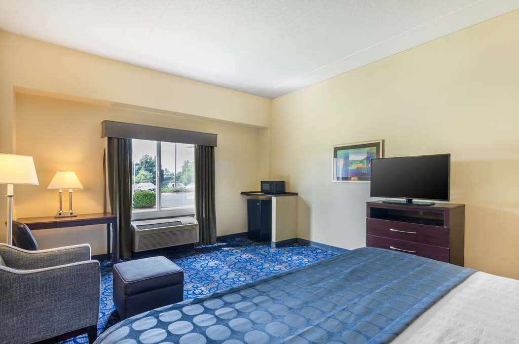 Best Western Plus Waynesboro Inn & Suites Conference Center Image