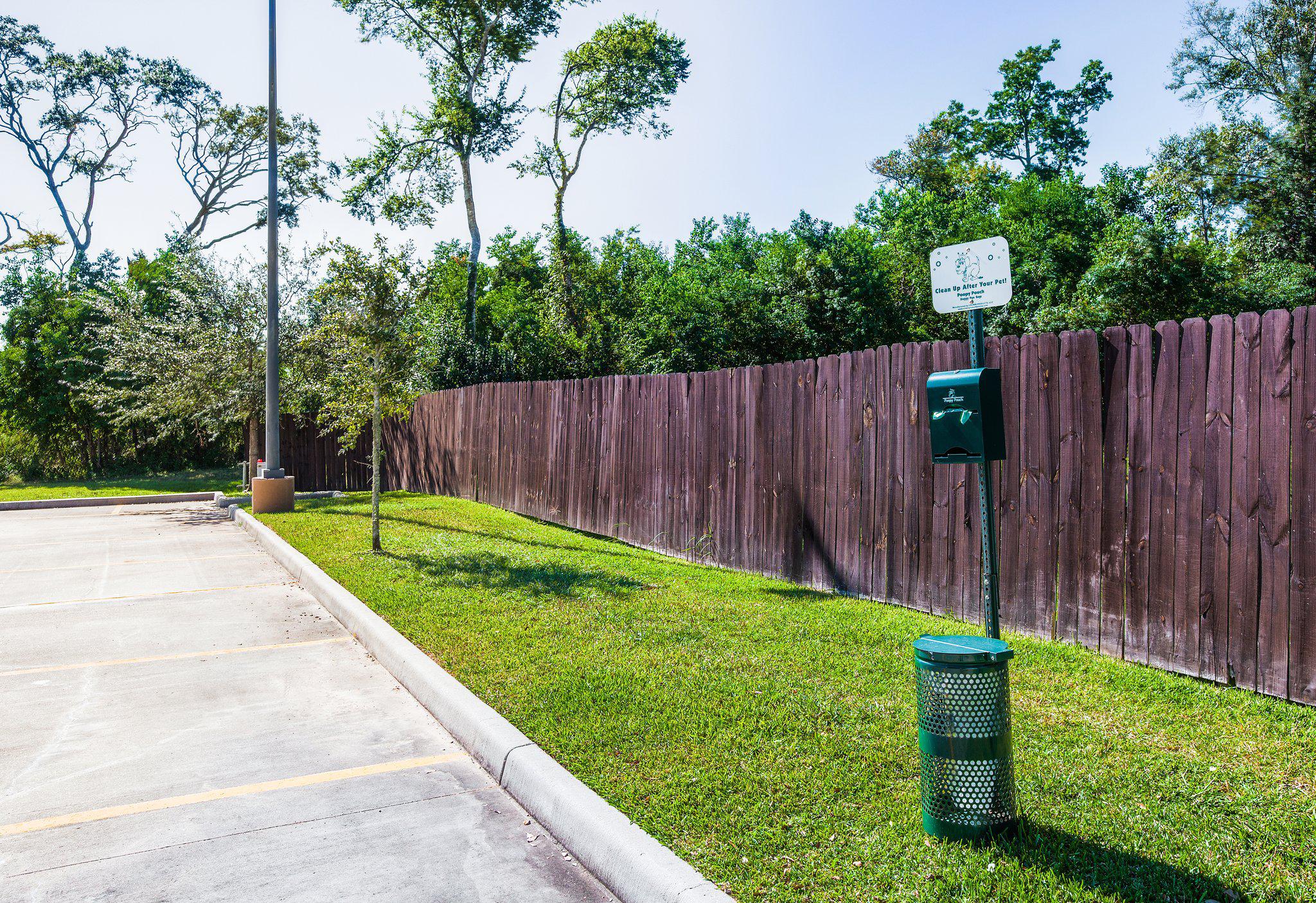 Candlewood Suites Lake Jackson-Clute Photo