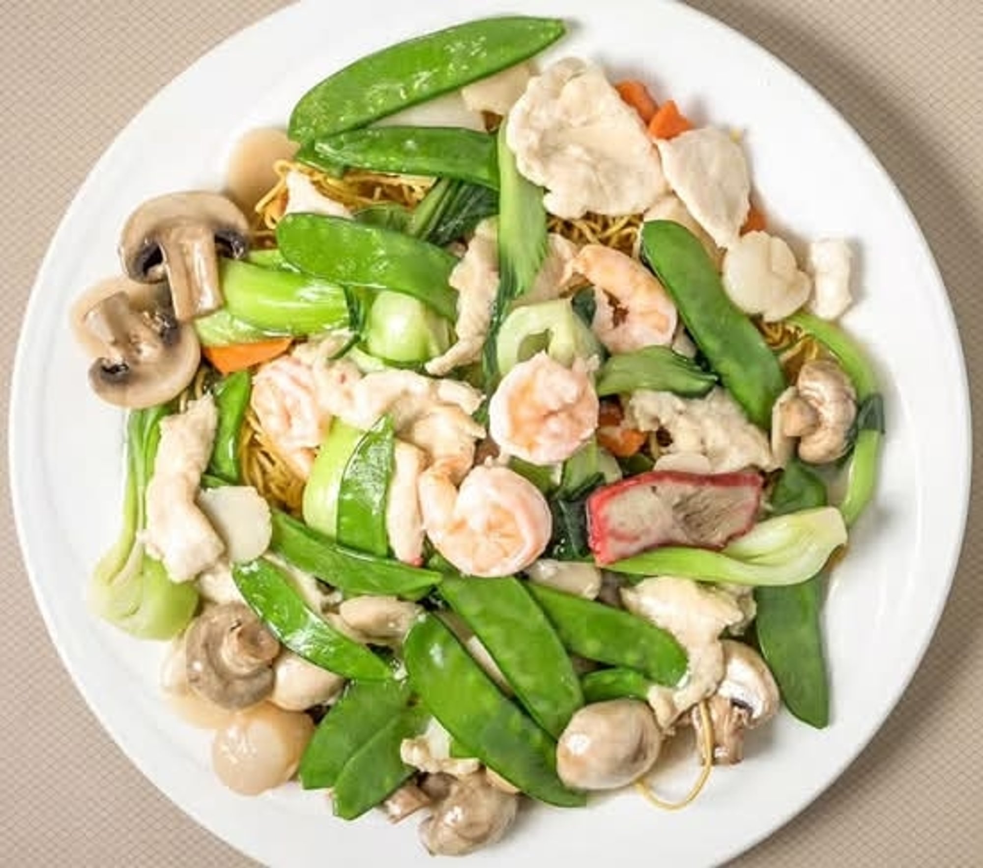 Combination Hong Kong-Style Chow Mein