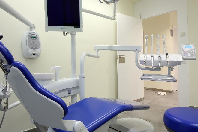 Images Clínica Dental Milenium Sanitas Reus